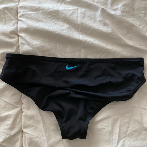 Nike swim bottom - Picture 1 of 2